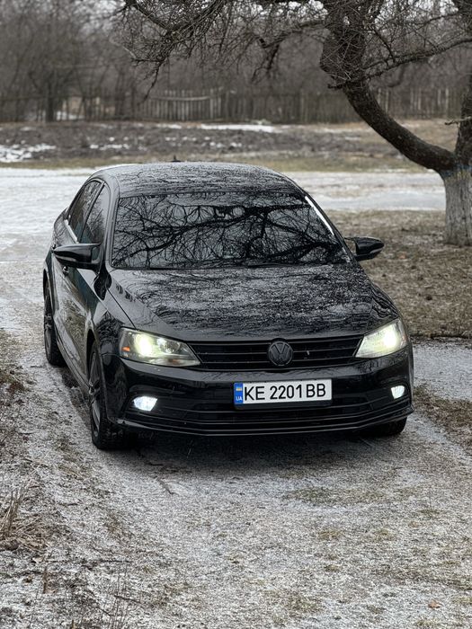 Jetta 1.8 15 рік