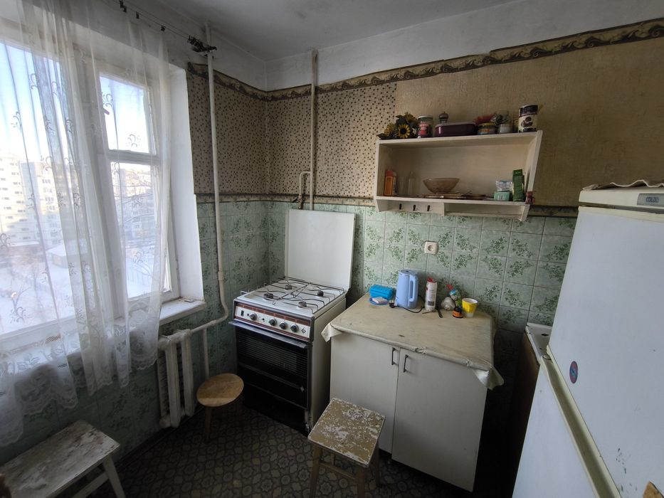 Продам 3 Левка Лук'яненка(Тимошенко) 3а