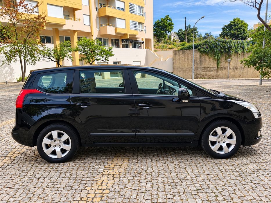 Peugeot 5008  1.6Hdi  115cv de 2012 (Diesel/7Lugares)