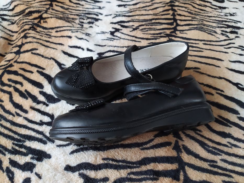 Туфлі чорні з бантиком