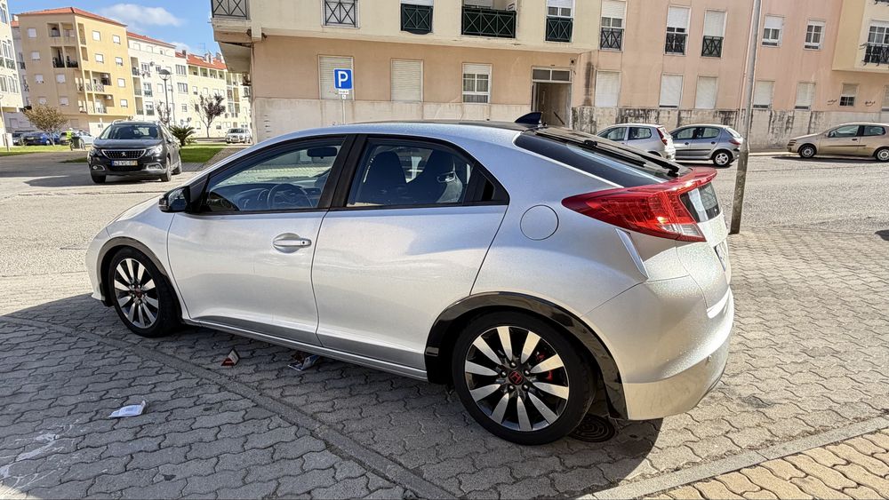 Honda Civic 1.6 D tec 120cc