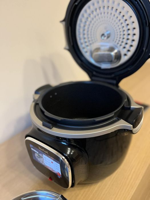 Multicooker TEFAL Cook4Me Touch Wi-Fi z funkcja airfryera