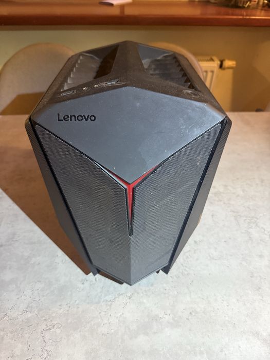 Lenovo Cube - i7-7700 / GTX 1060 6 GB / 16 GB RAM / SSD+HDD / WiFi BT