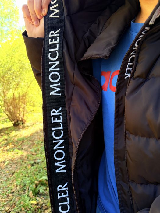 куртка MONCLER розмір L-XL