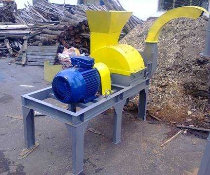 Дробилка молотковая для зерна и щепы с транспортным
вентилятором