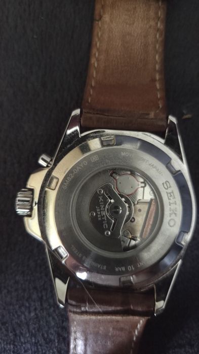 Zegarek Seiko Kinetic (5M82-0AY0) – Przeszklony dekiel, komplet z pudełkiem