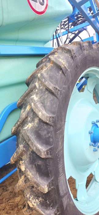 Opryskiwacz Berthoud Mayor 3200 28/27/24/21 m . ( Nie Kuhn/Hardi).ARAG