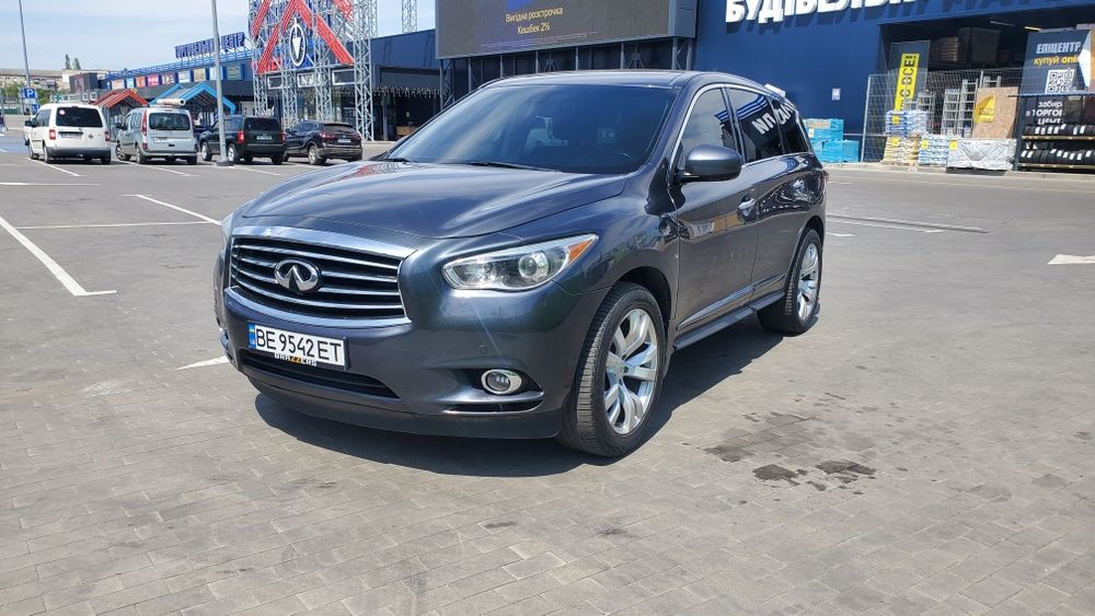 Инфинити QX 60 2013 г 4х4, 7 мест  Макс. Компл,бизнес класс