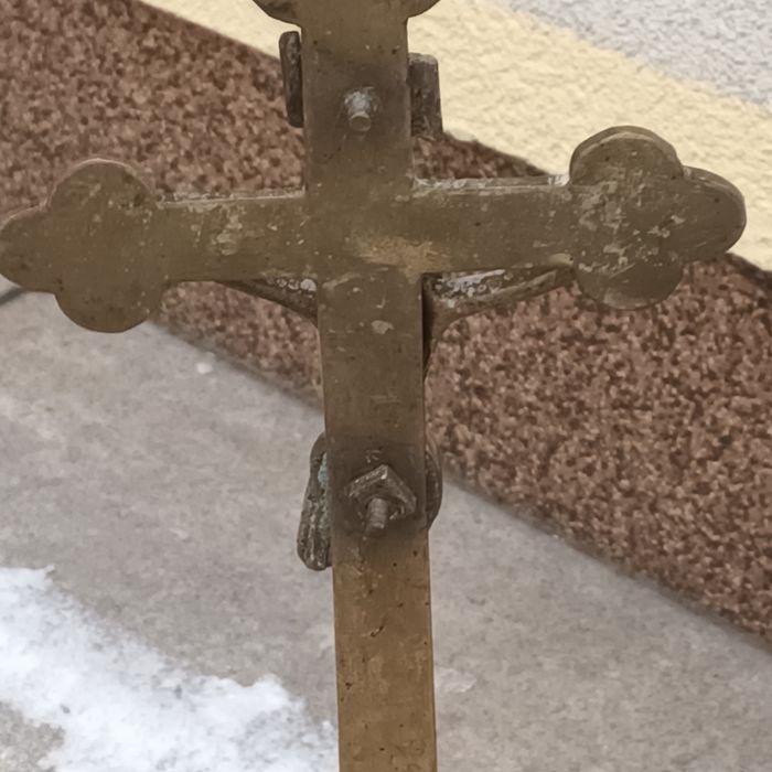 Stary krucyfiks z Maryją