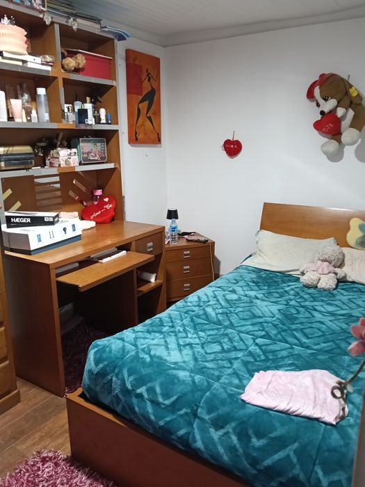 Quarto completo/ cama elevatória