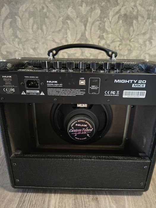 Zestaw Gitara Elektryczna, Wzmacniacz + Dodatki