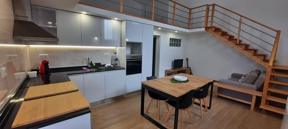 Moradia Nova mobilada para arrendamento temporário!