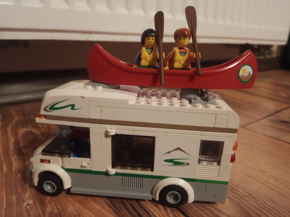 LEGO City kamper 60057