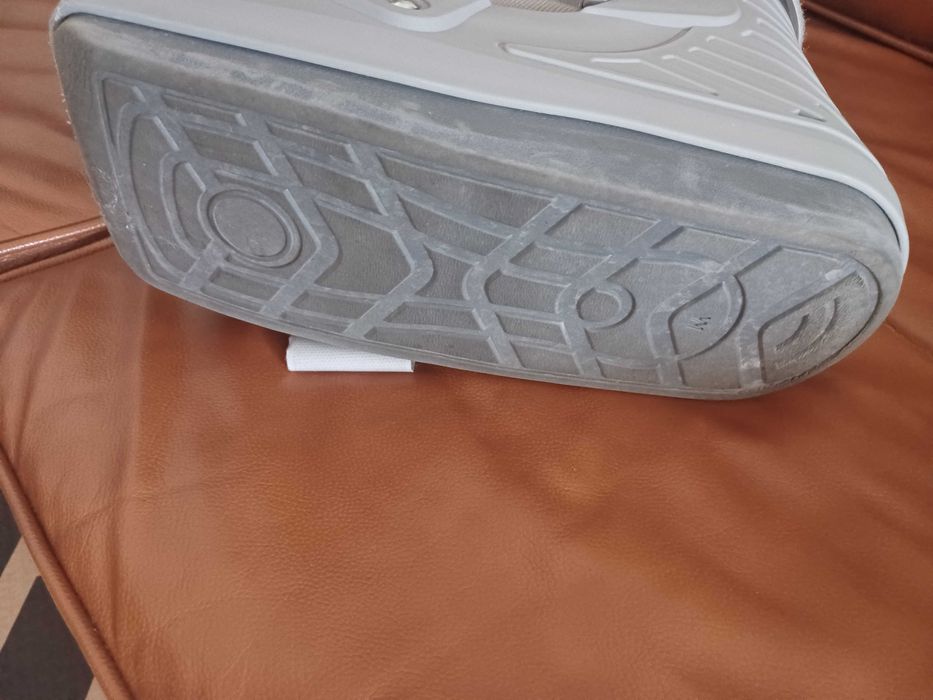 Bota ortopédica walker com menos de 2 meses de uso para qualquer pé