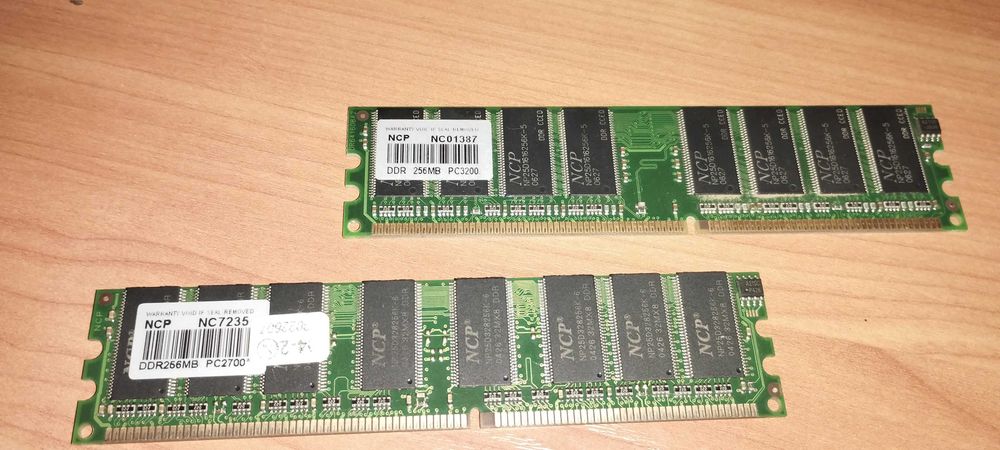 Материнська плата