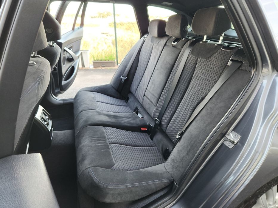 BMW 320d PackM Auto 96 MIL KMS