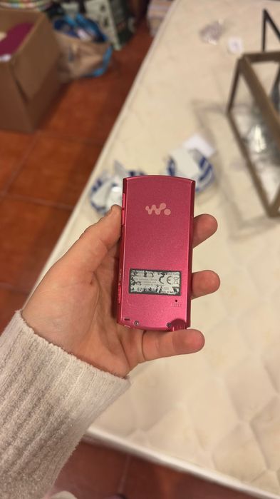 MP4 Sony Cor-de-rosa