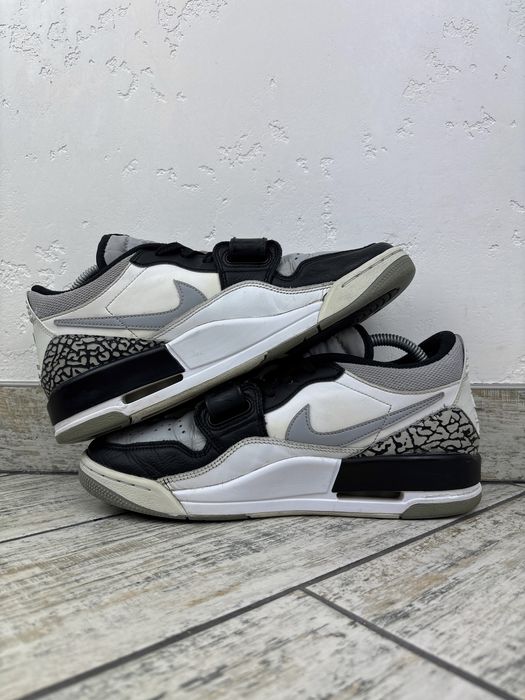 Nike air jordan Legacy 312 41р 26см