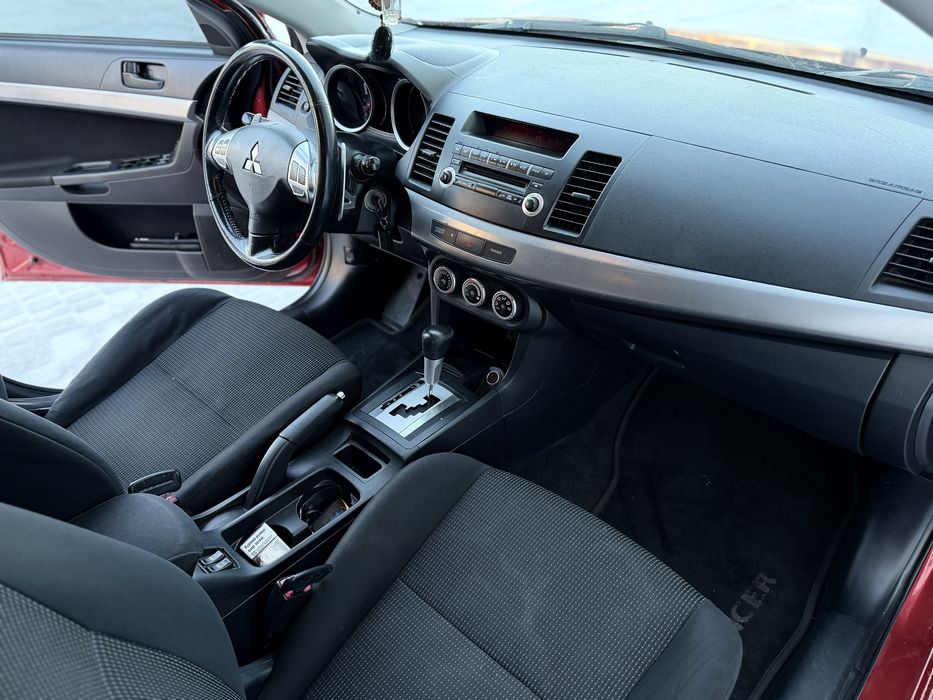 Mitsubishi Lancer, 2.0, автомат