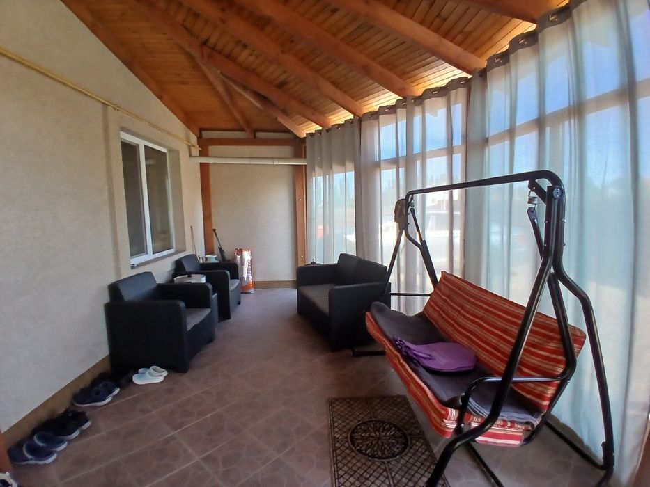 Будинок з ремонтом для сім'ї