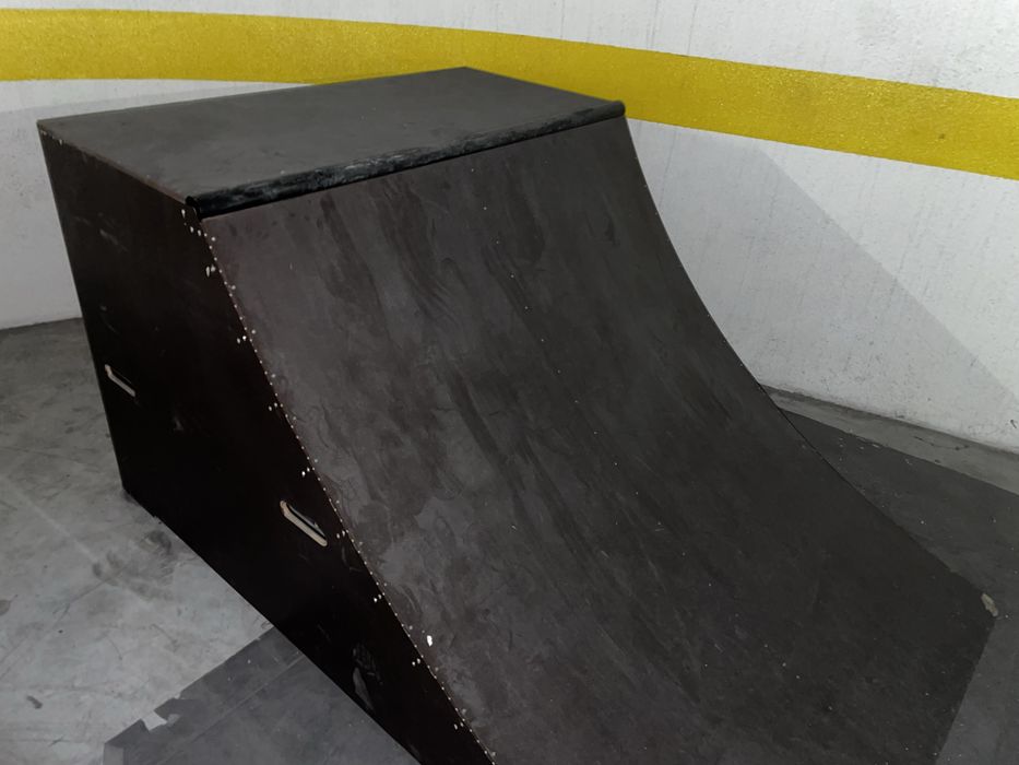 Quarter Pipe de madeira
