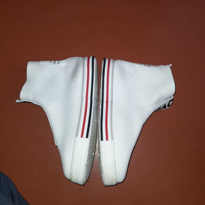 Кроссовки - носки.