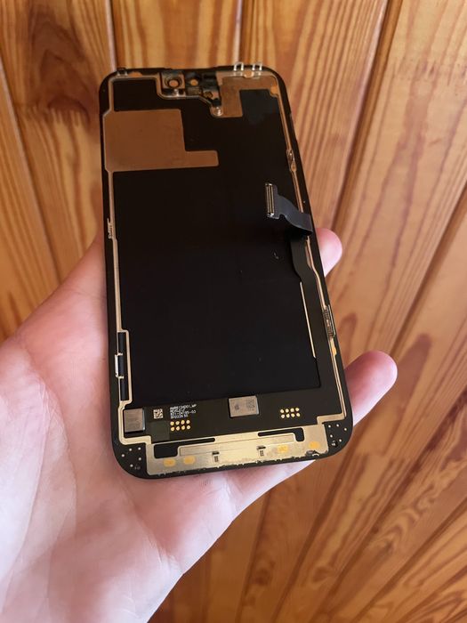Дисплей iPhone 14 pro ДЕФЕКТ ПОЛОСА