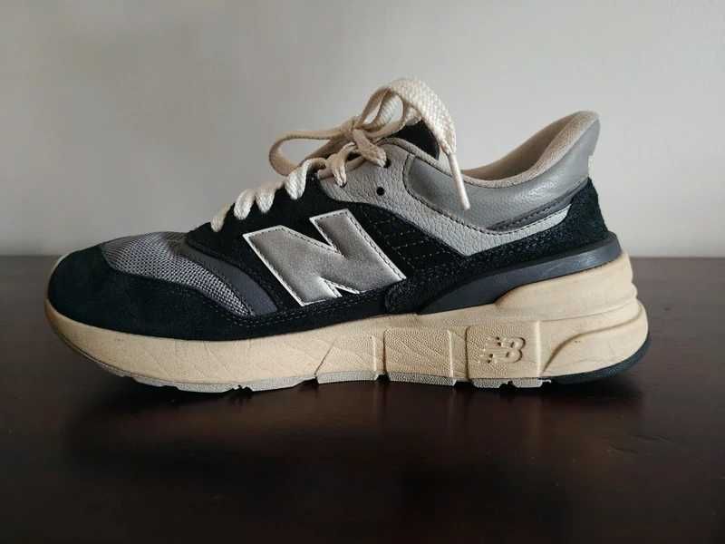 Buty chłopięce New Balance 38