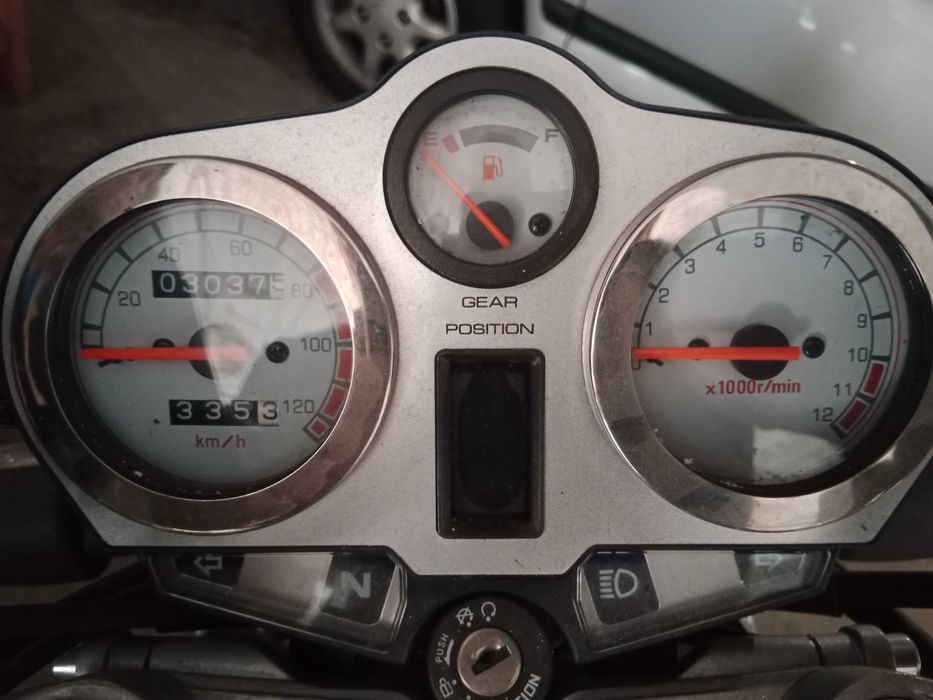 Moto KEEWAY 150cc - como nova