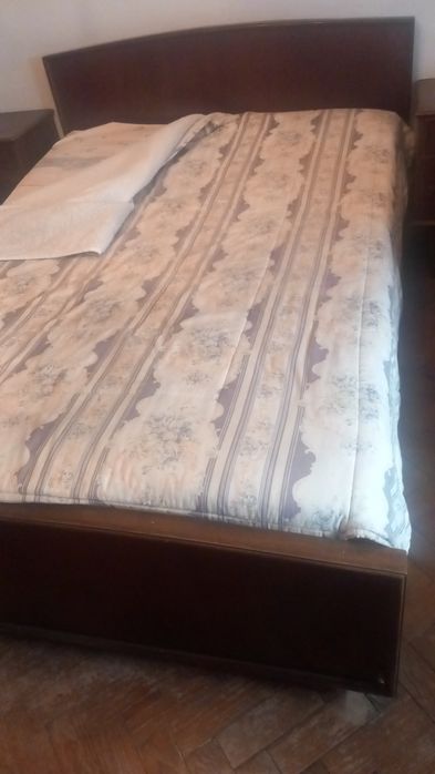 Cama de casal  com colchão