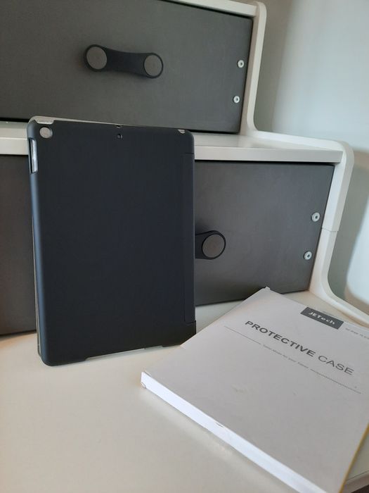 Еtui na IPad 7 generacja , 8 generacja , 9 generacja