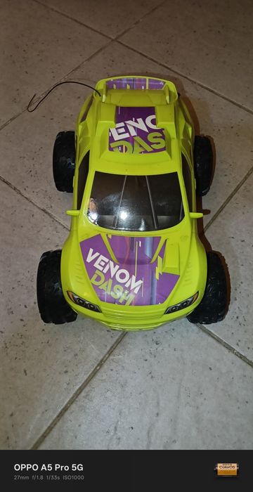 Carro telecomandado
