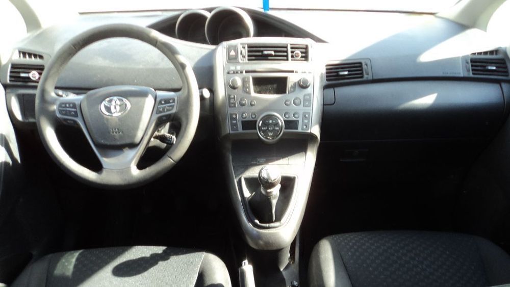 Toyota Verso 2.0 D-4D 2009 - Para Peças