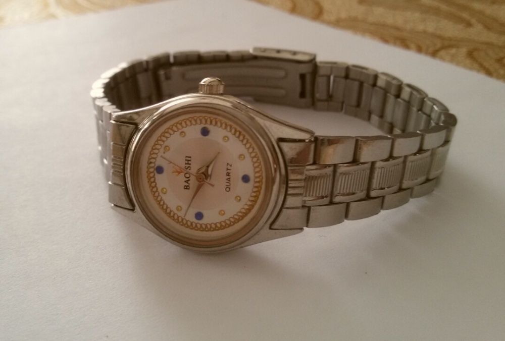 Часы женские OMAX BAO SHI