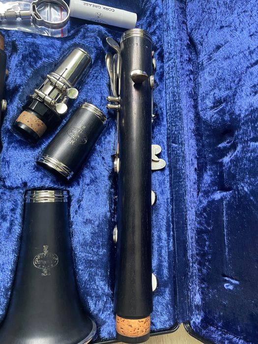 Clarinete Buffet Crampon E10