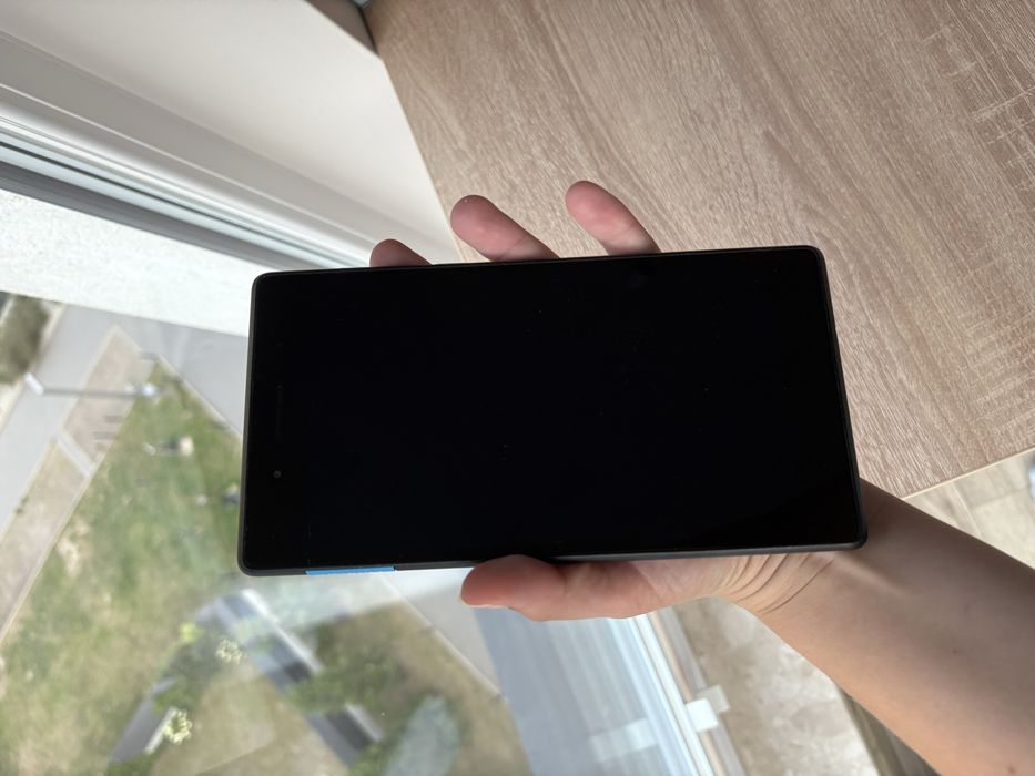 tablet lenovo TB-7304F