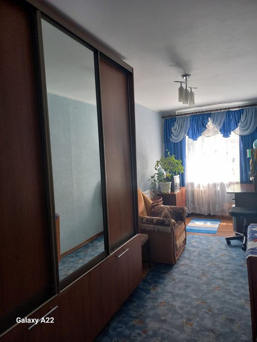 Продаж 2 кім квартири на 2 поверсі в центрі - More