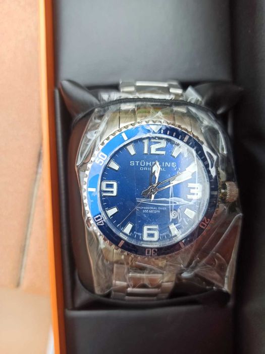 Relógio Sturhling aço - novo