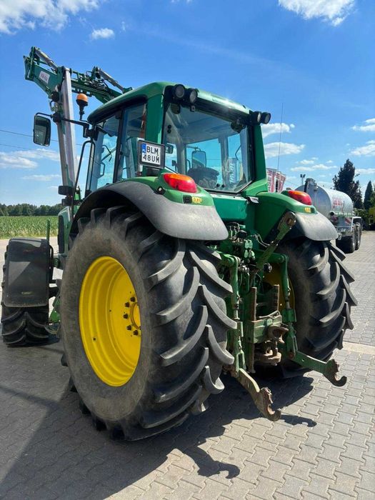 John Deere 6820 z ładowaczem