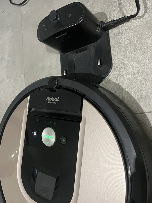 iRobot Roomba 960