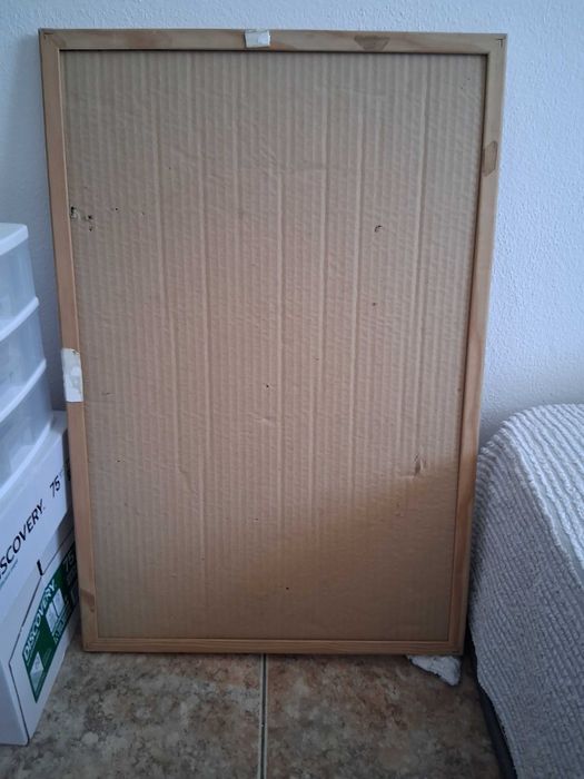 Quadro cortiça para afixar fotos ou documentos