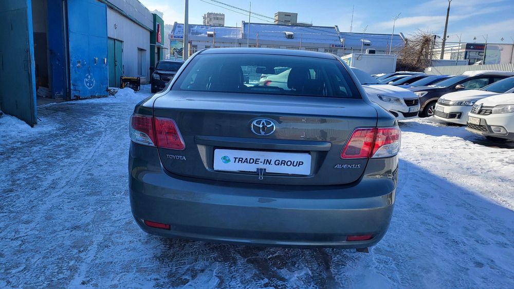 Авто Toyota Avensis 2009 2.0d