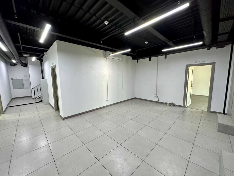 Видовий та Сучасний офіс в 3 рівня 860м.кв. біля метро Шулявка та КПІ.БЕЗ%