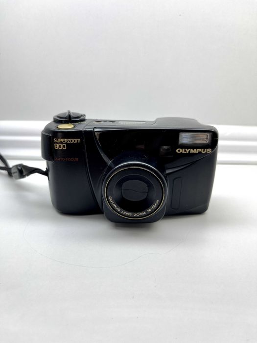 Olympus 800 Superzoom