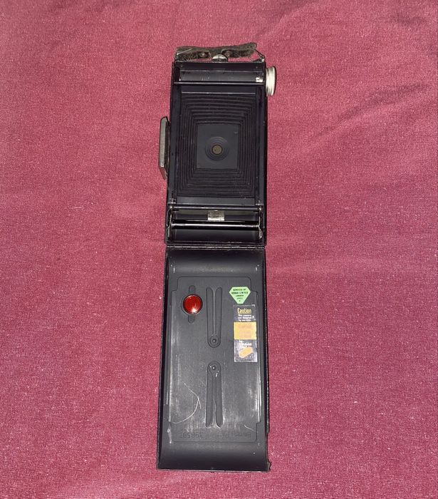 Câmera Folding Brownie Six-20