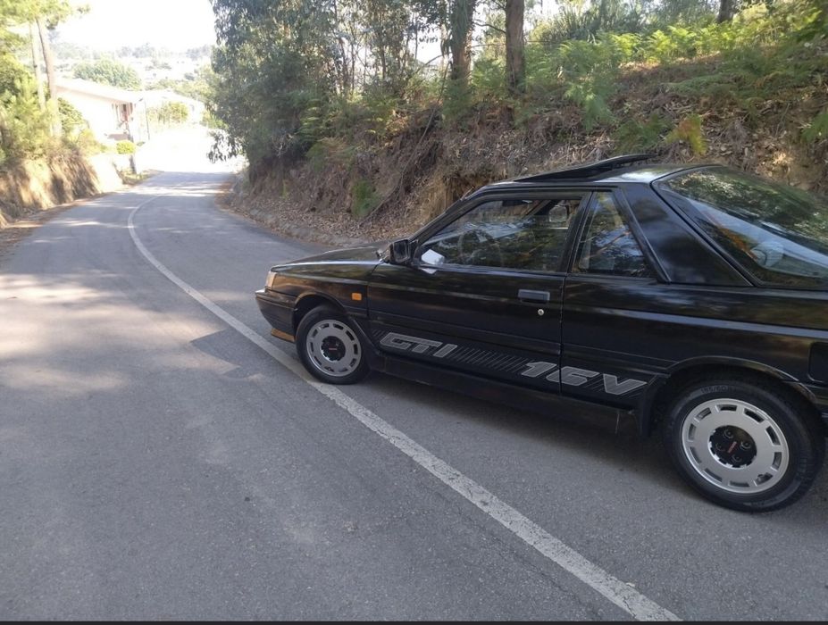 Nissan sunny gti 1.6 twin cam coupe