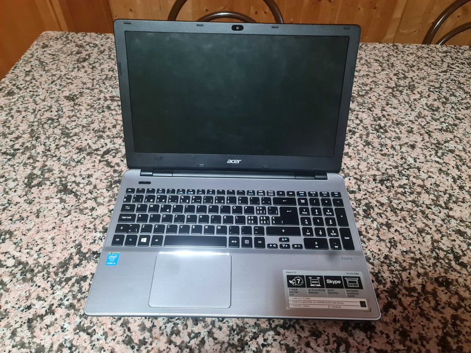Portatil Acer cinzento
