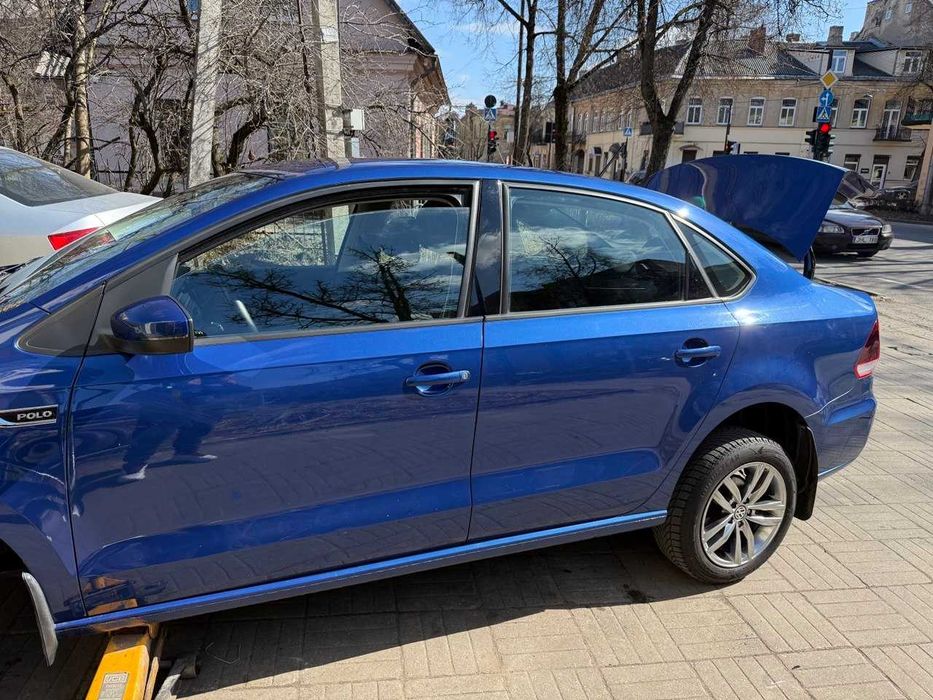 Продам авто WV Polo 2019