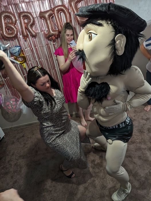 Шуточный стриптиз,Гоги,стриптизёр, поздравление