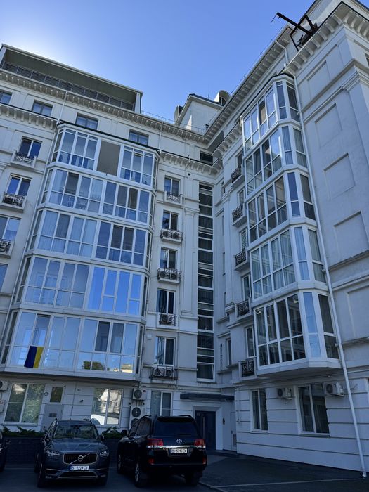 Продаж 3-х кімнатної квартири Центр